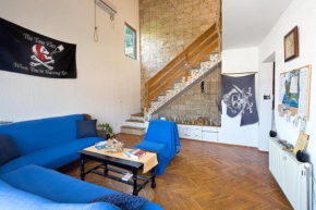 Отель Hostel Pirate  Улцинь